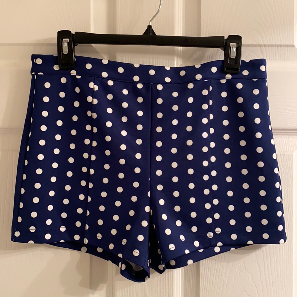 Forever 21 navy polka dot shorts